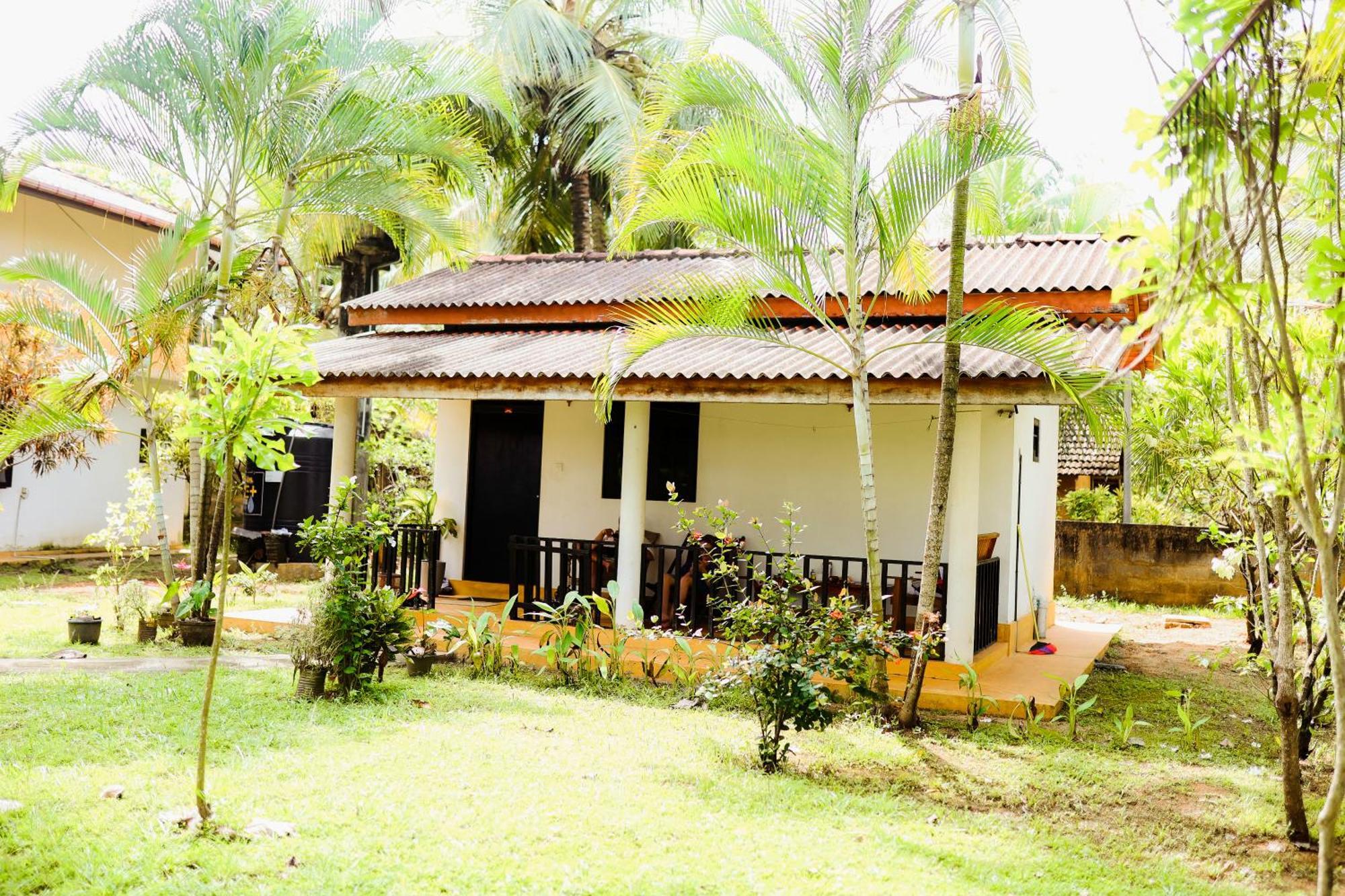 Beach Lagoon Guesthouse Tangalle Extérieur photo