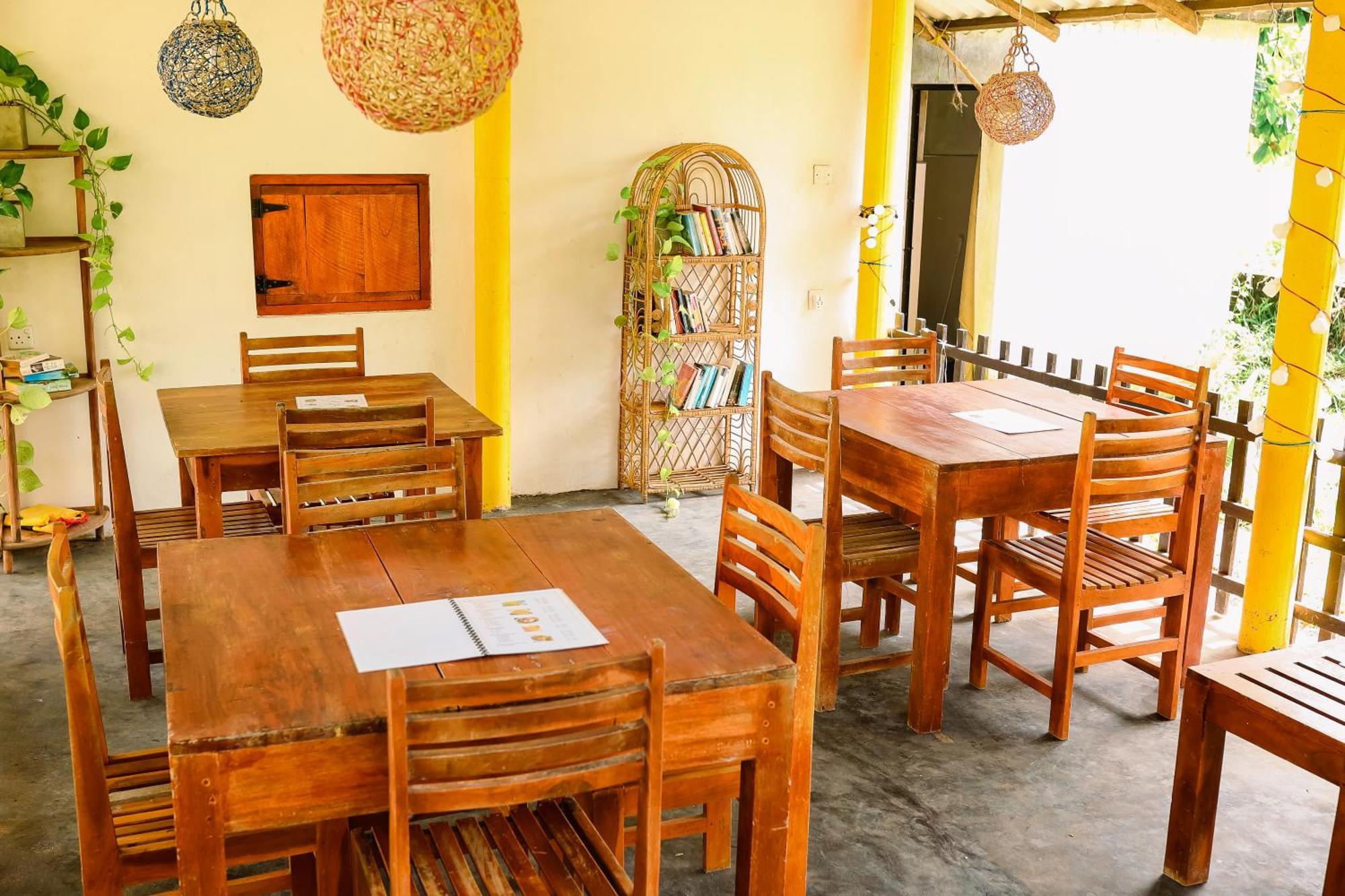 Beach Lagoon Guesthouse Tangalle Extérieur photo